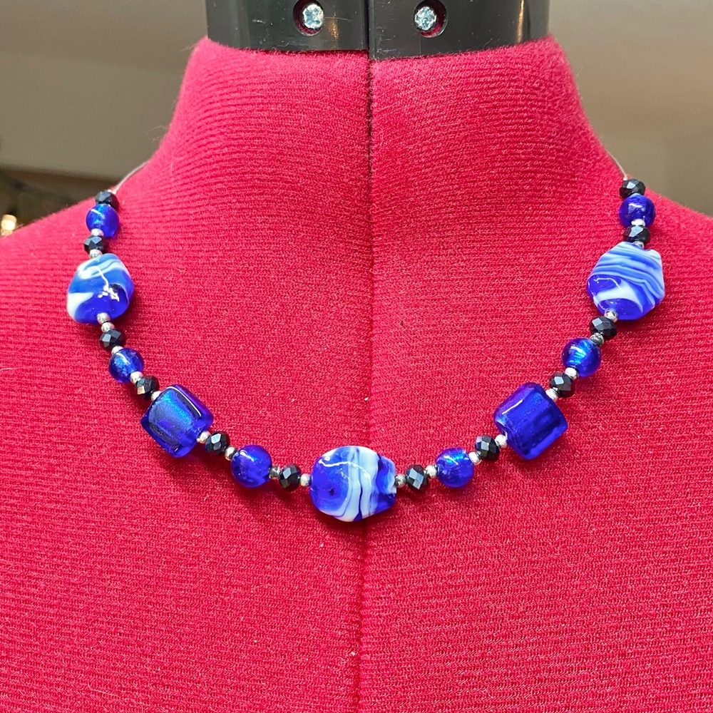 Elegant Blue Beaded Necklace
